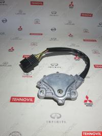 переключатель положения рычага АКПП MITSUBISHI - запчасть для MITSUBISHI PAJERO SPORT 2 (08-15)