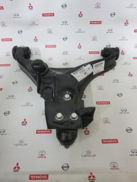рычаг FR LWR RH V93W MITSUBISHI - запчасть для MITSUBISHI PAJERO 4